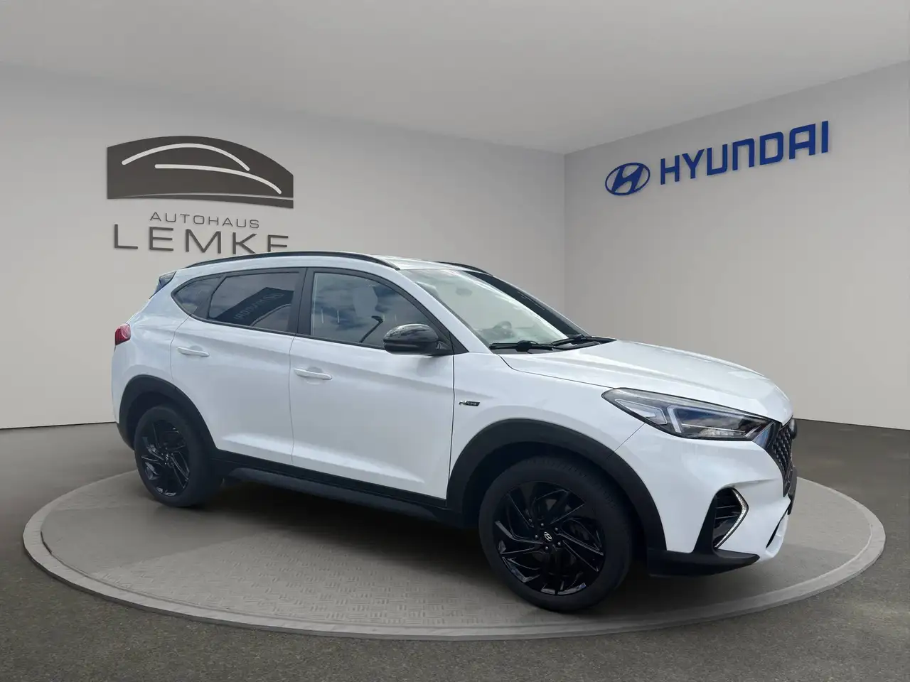 Hyundai TUCSON 1.6 T-GDI N LINE + STANDHEIZUNG + NAVI + AHK WENIG KILOMETER, миниатюра 6