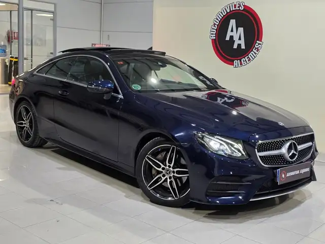 Mercedes-Benz E 220 Coupé d