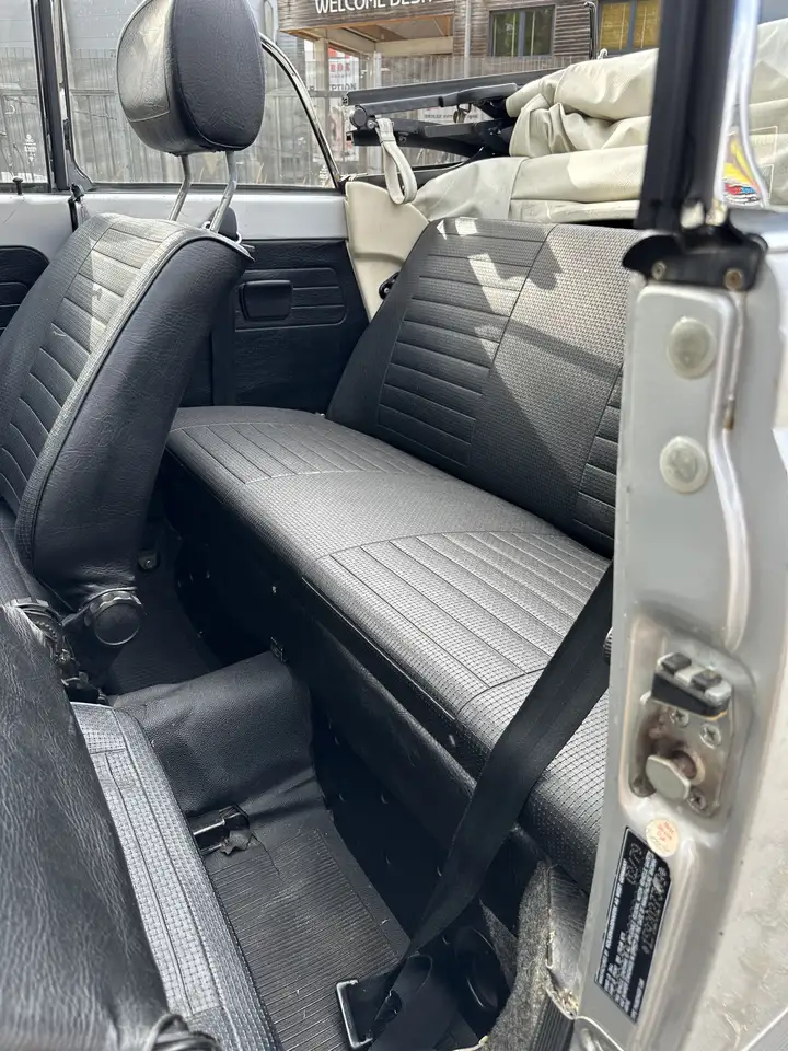 Volkswagen Coccinelle 1303 Cabriolet, foto 12
