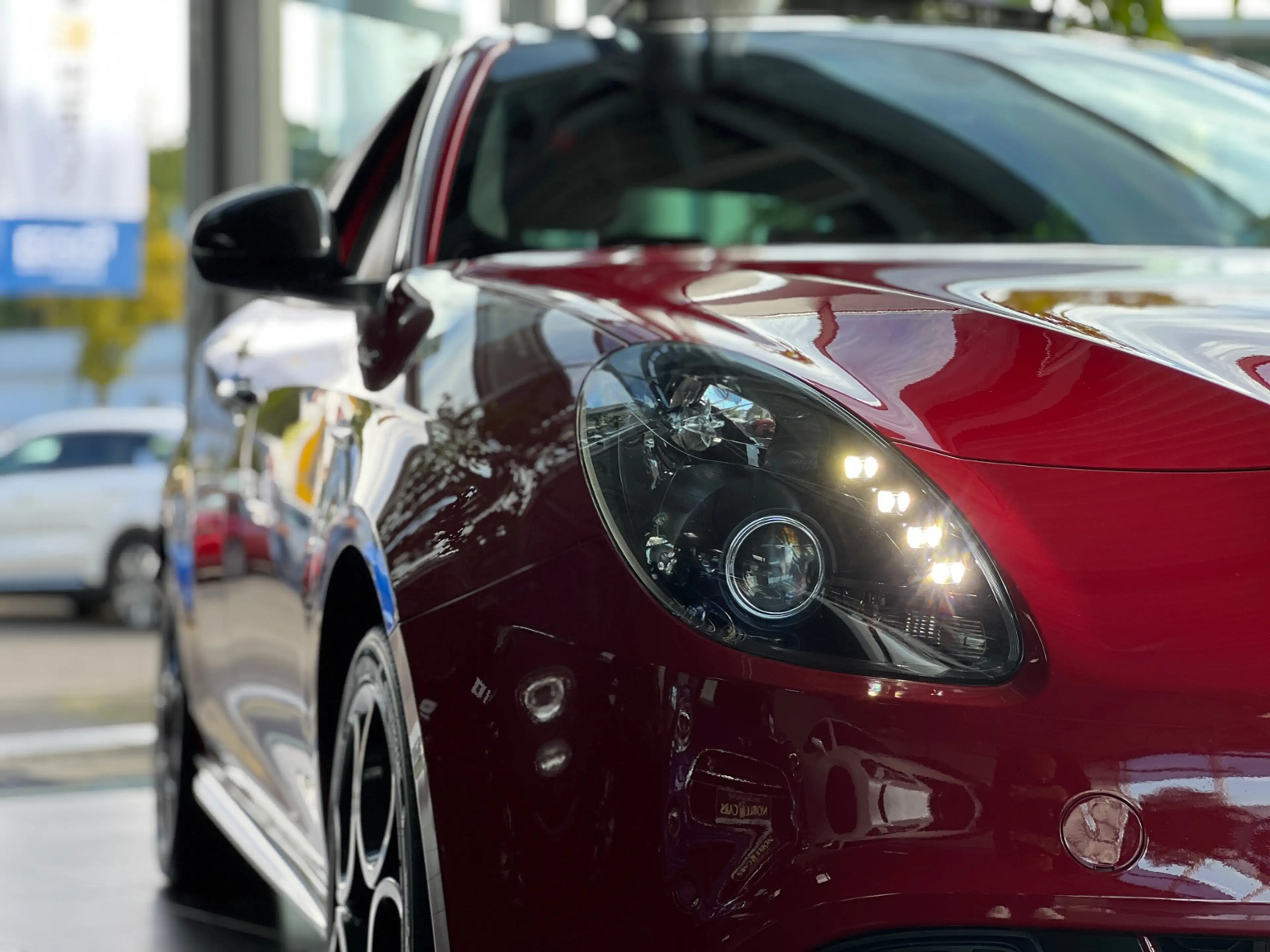 Alfa Romeo Giulietta Sprint PANO KLIMA NAV DAB PDC ALU — photo 8