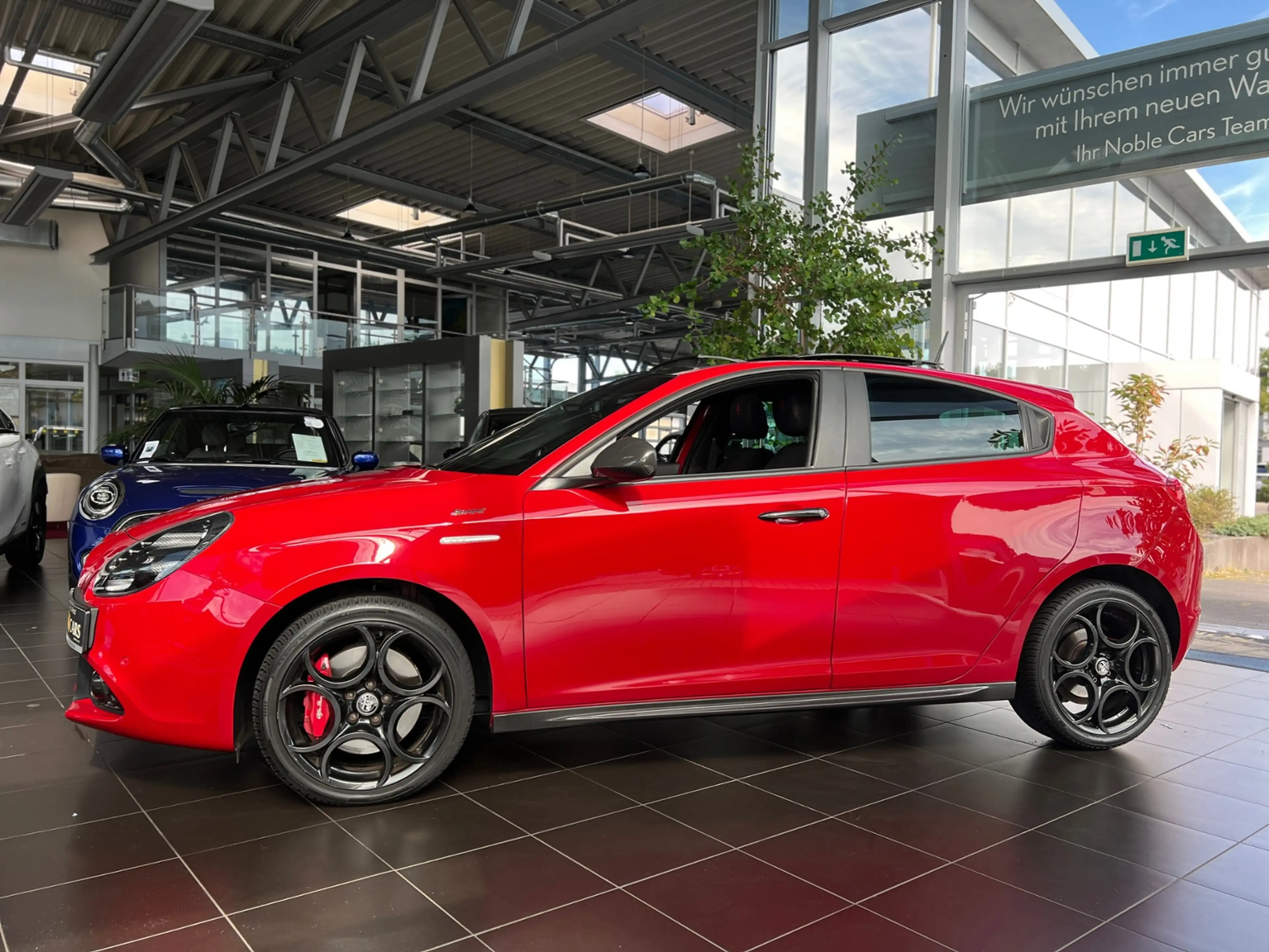 Alfa Romeo Giulietta Sprint PANO KLIMA NAV DAB PDC ALU — photo 11