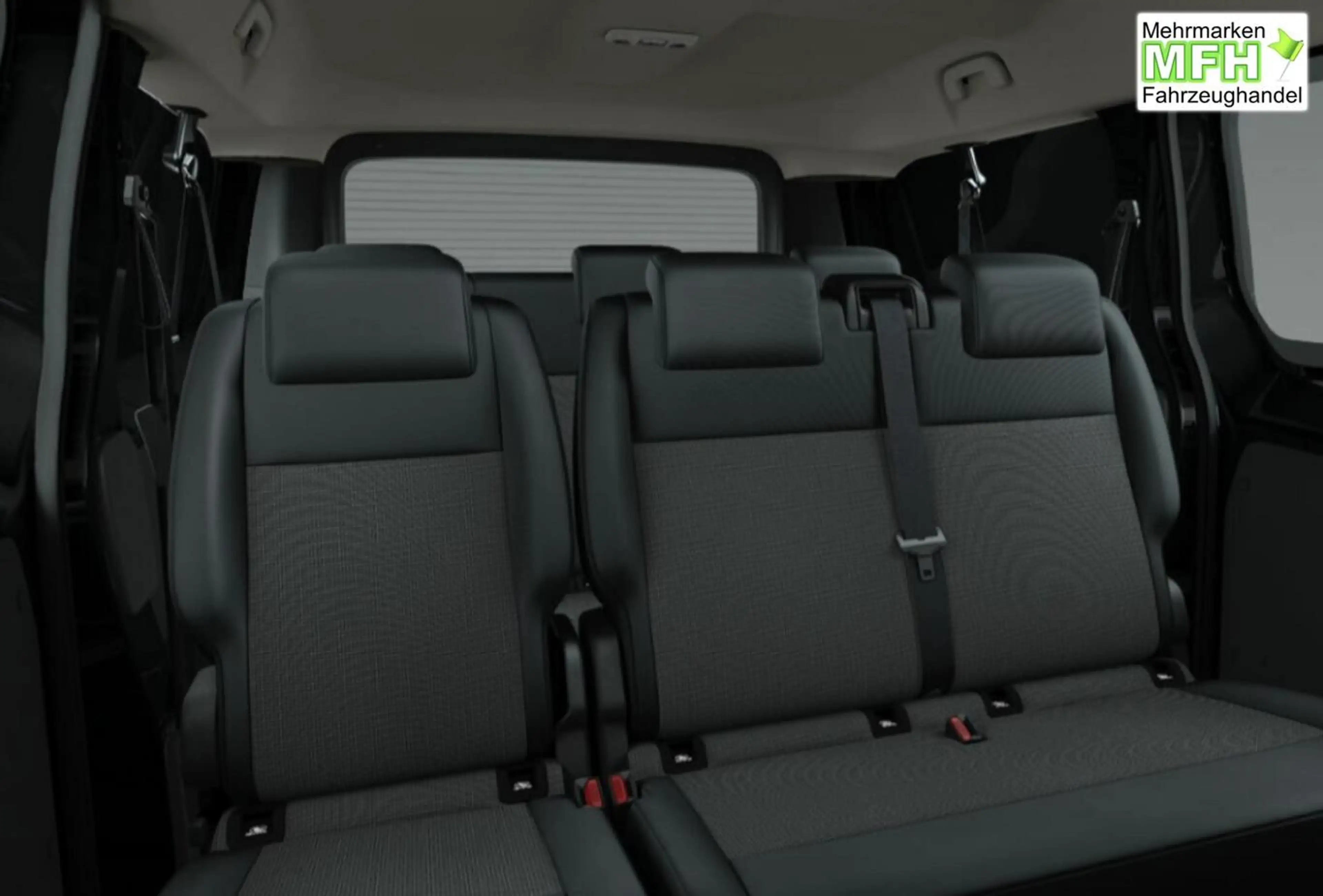 Opel Vivaro Kombi XL 9S KlimaP ConnectP Nav Kam LED 132 kW ... — photo 4