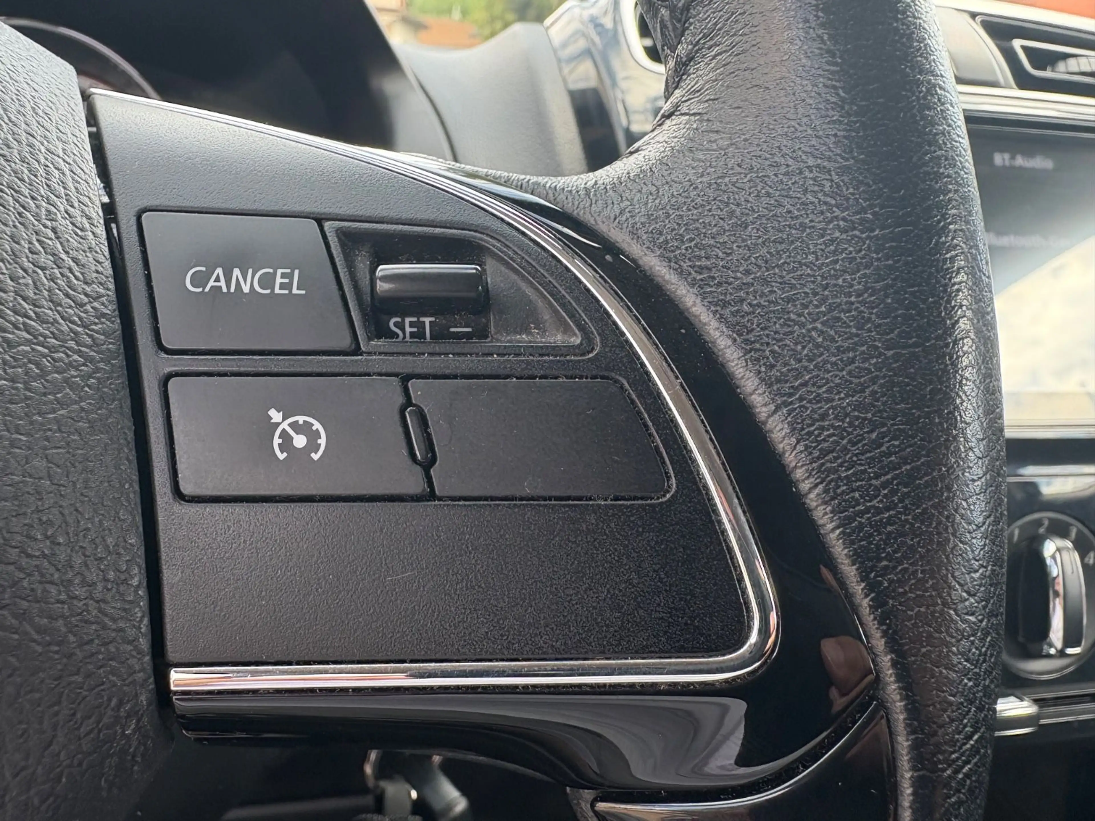 Mitsubishi Space Star 1.2 Automatik/Kamera/Sitzheizung — photo 11
