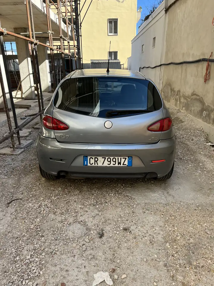 Alfa Romeo 147 1.9, foto 4