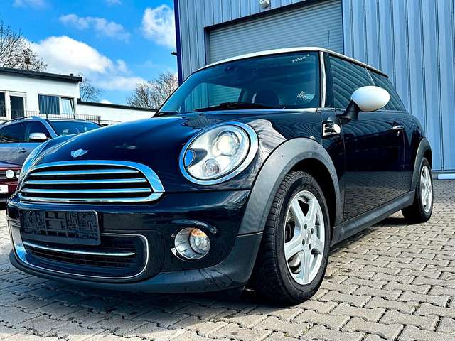 Imagine MINI Cooper /XENON/PANORAMA/VOLL SHEFT/NAVI