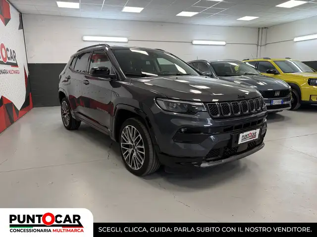 Jeep Compass view 3