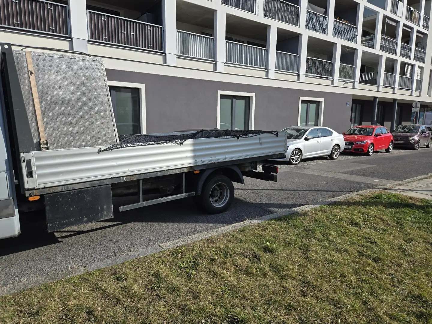 Mercedes-Benz - 2