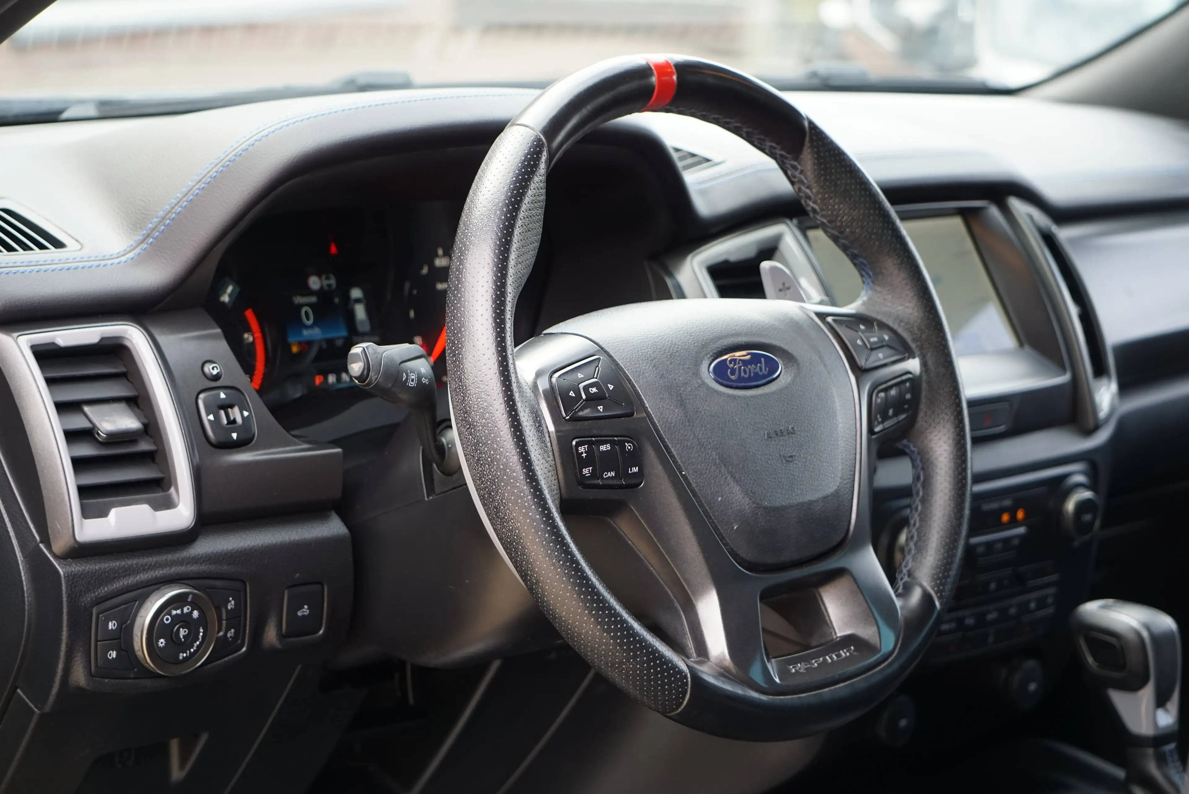 Ford Ranger Raptor 2.0 TDCI AUTO / CARPLAY / PDC AV-AR / CAMERA / UTILITAIRE / 80 000 KM / EU 6d — photo 9