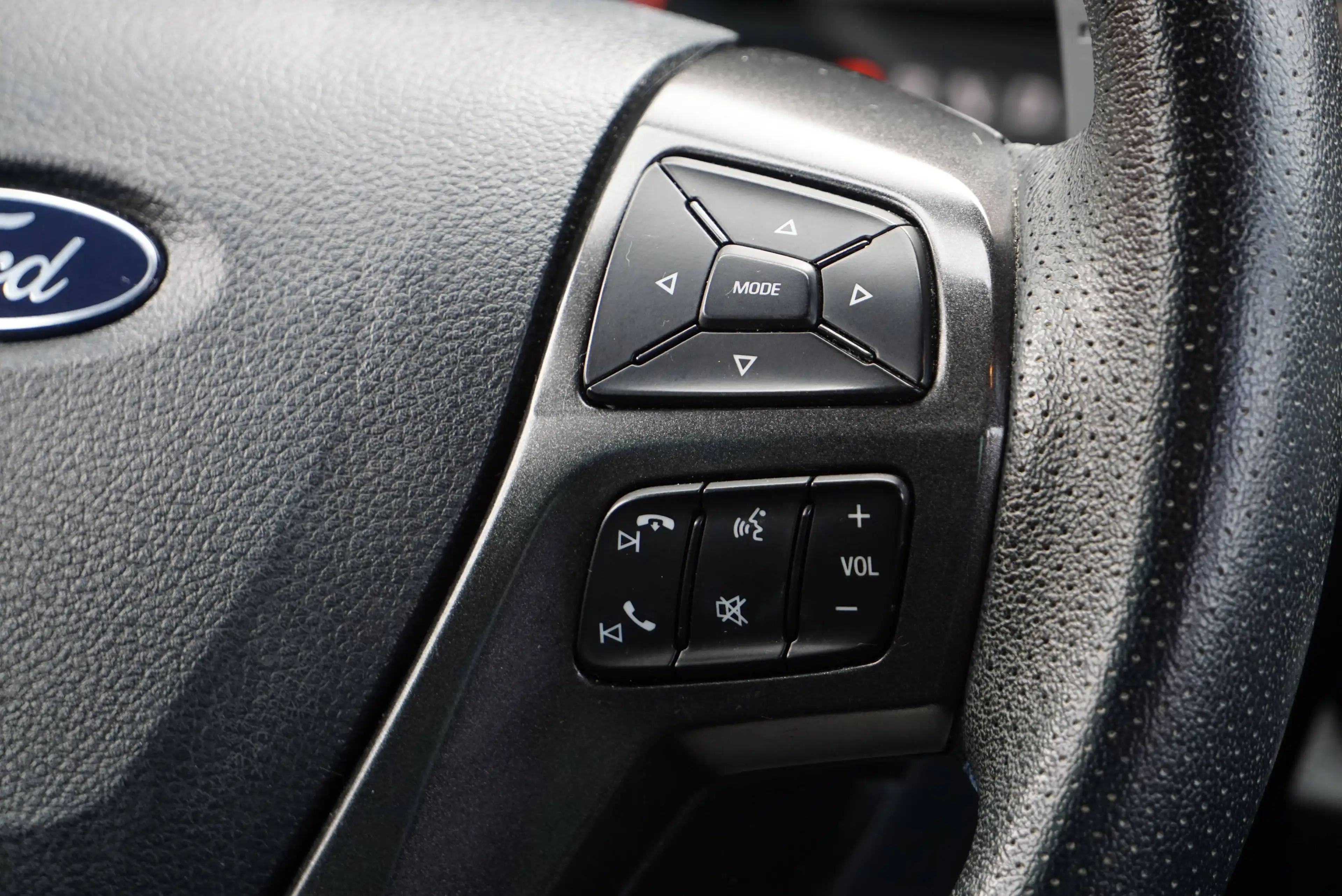 Ford Ranger Raptor 2.0 TDCI AUTO / CARPLAY / PDC AV-AR / CAMERA / UTILITAIRE / 80 000 KM / EU 6d — photo 13