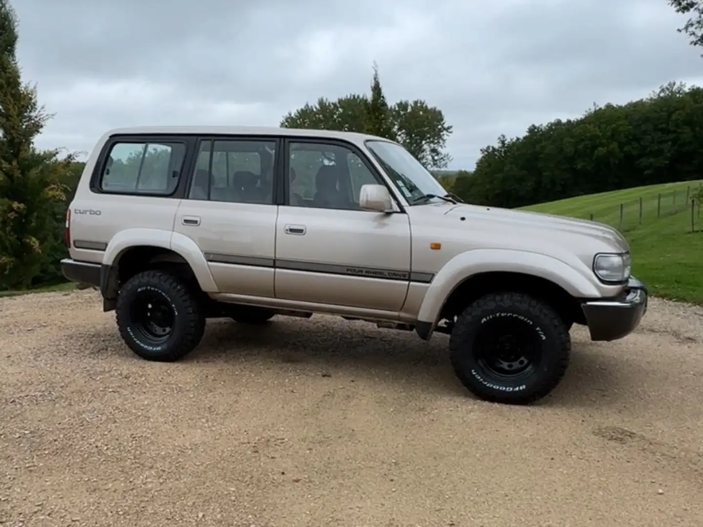 Toyota Land Cruiser Land Cruiser SW 4.2 TD VX A Beige - 1