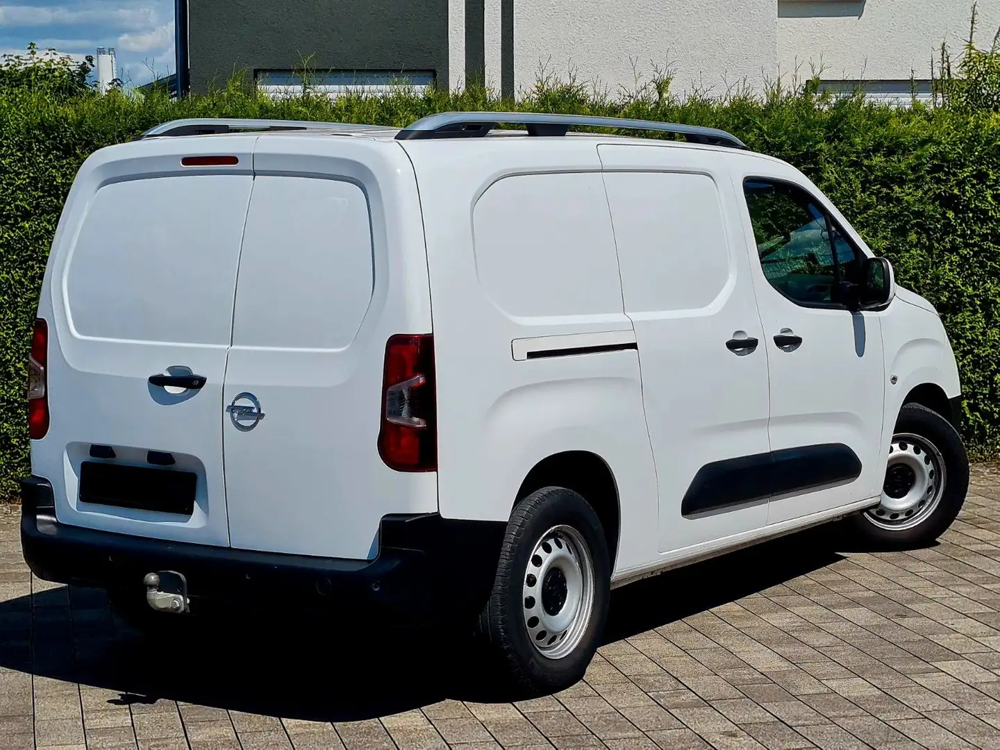 Opel Combo Cargo Edition XL *LANG, AHK, Dachreling* Weiß - 2