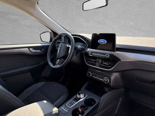 Ford Kuga view 4