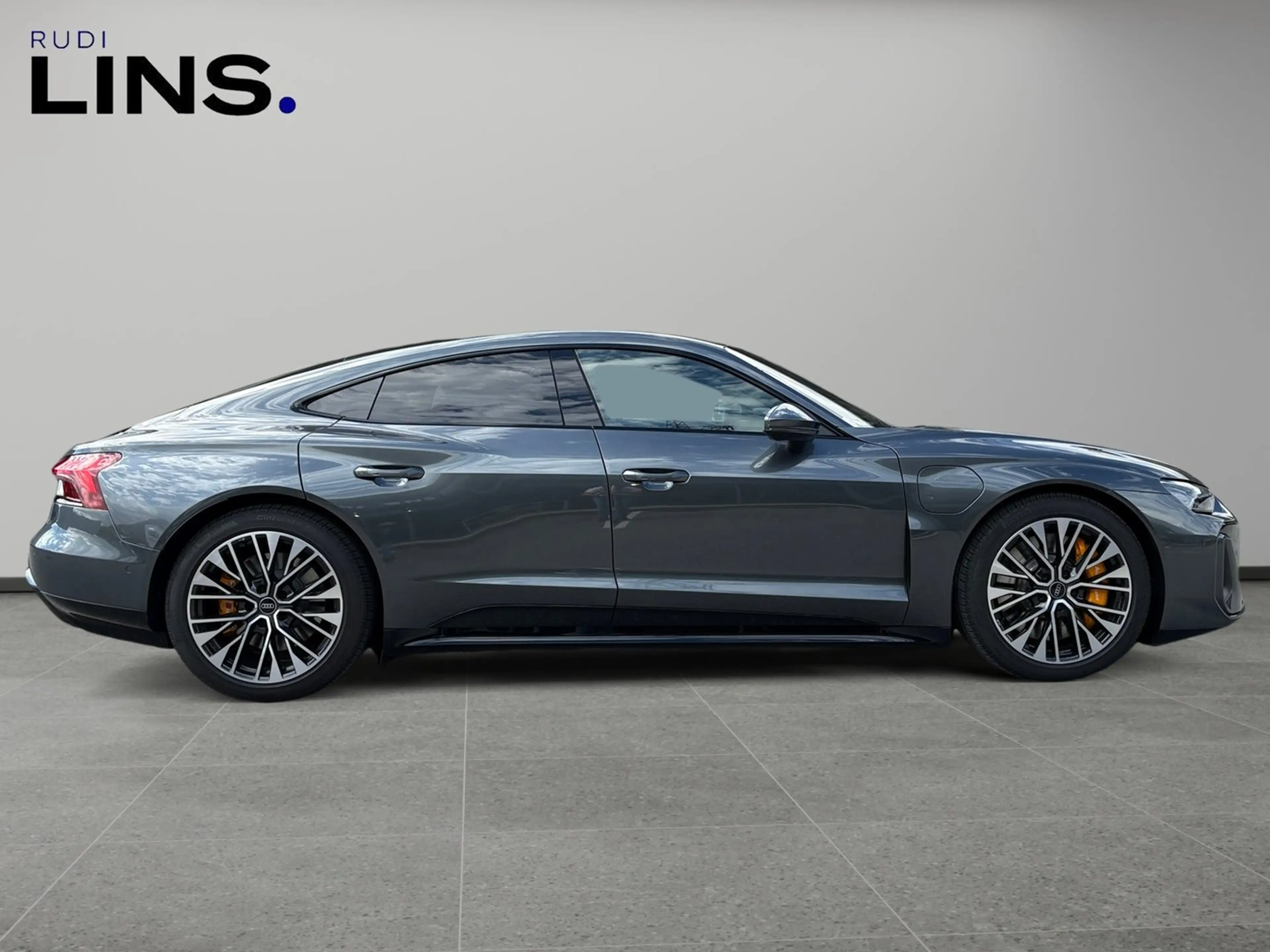 Audi e-tron GT Audi S e-tron GT — photo 6