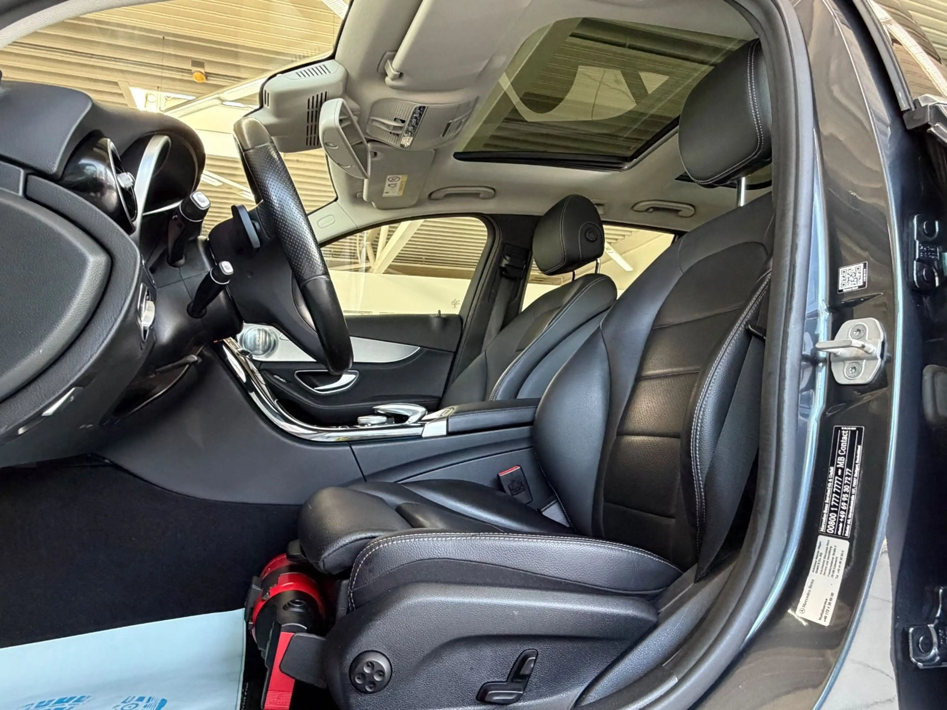 Mercedes-Benz C 250 dT Avantgarde Pano 360° Burm HUD Distr AHK — photo 9