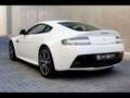 Aston Martin V8 Vantage S COUPE SPORTSHIFT IISTRATUS WHITE METALL Blanc - thumbnail 3