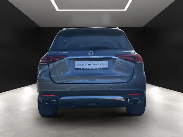 Mercedes-Benz GLE view 8