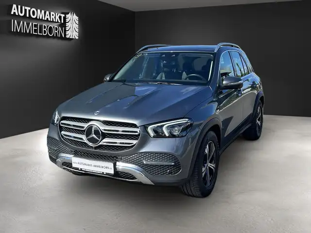 Mercedes-Benz GLE view 4