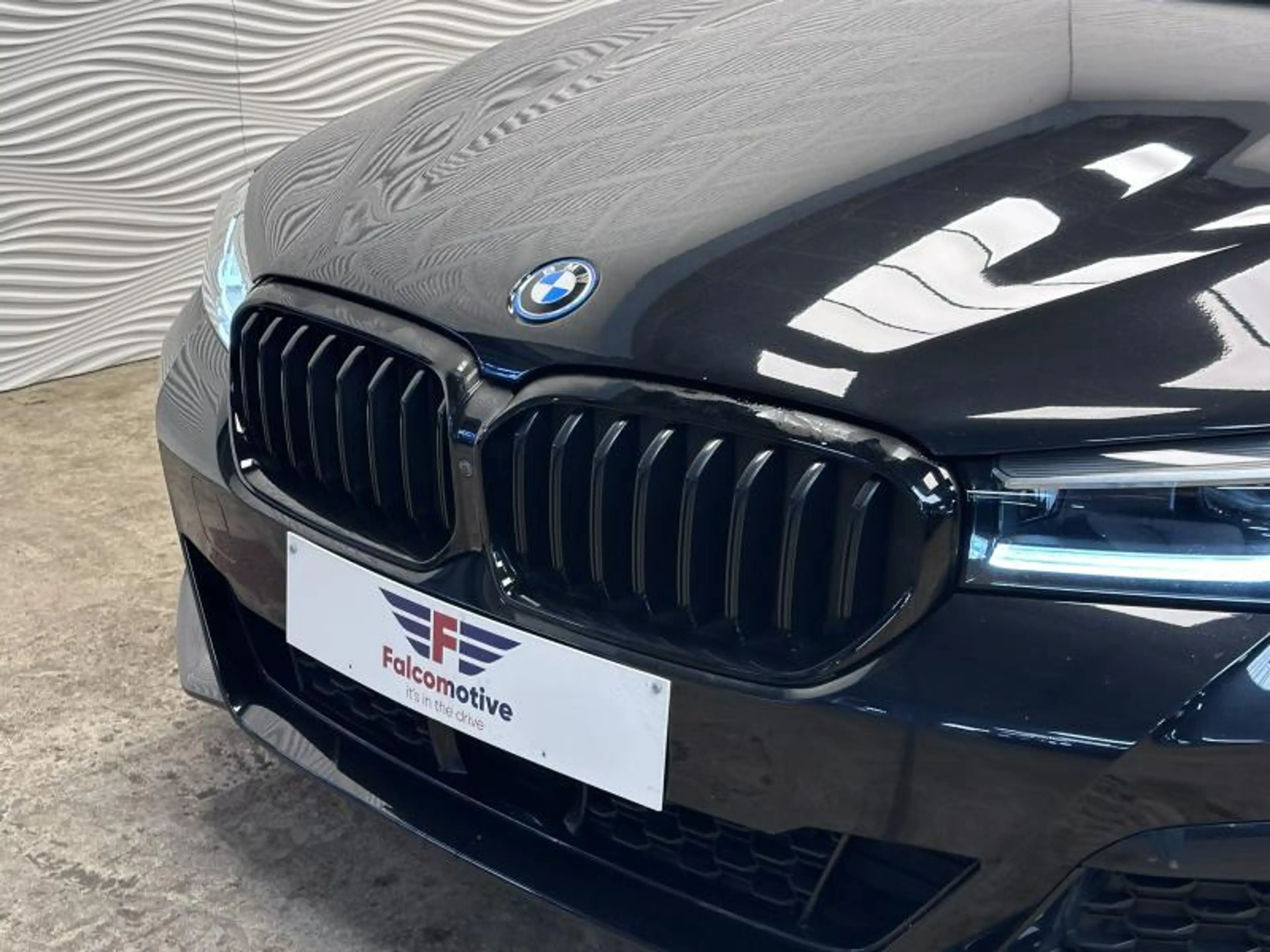 BMW 520 e*PHEV*M-SPORT*TOURING* — photo 8