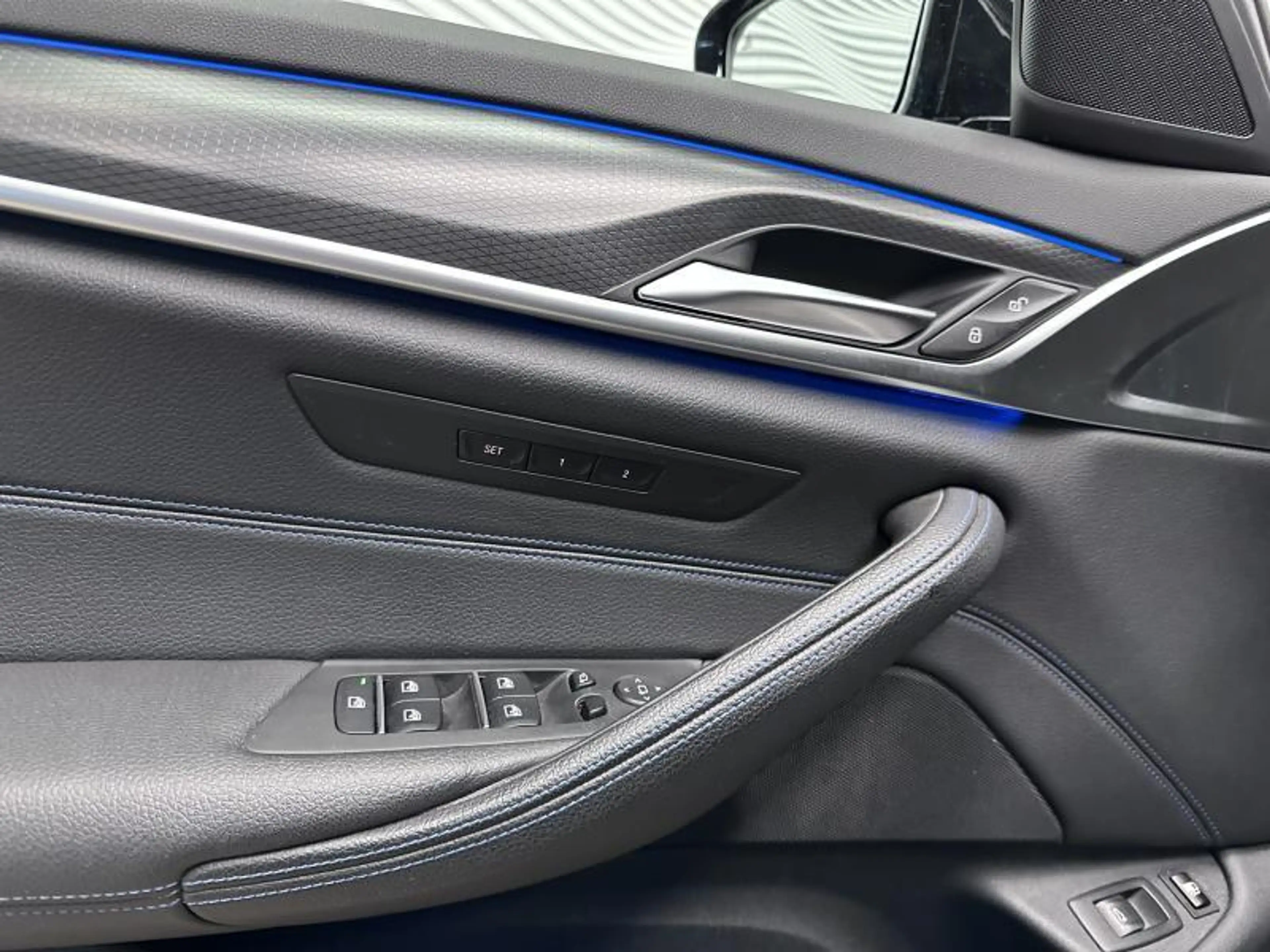 BMW 520 e*PHEV*M-SPORT*TOURING* — photo 25
