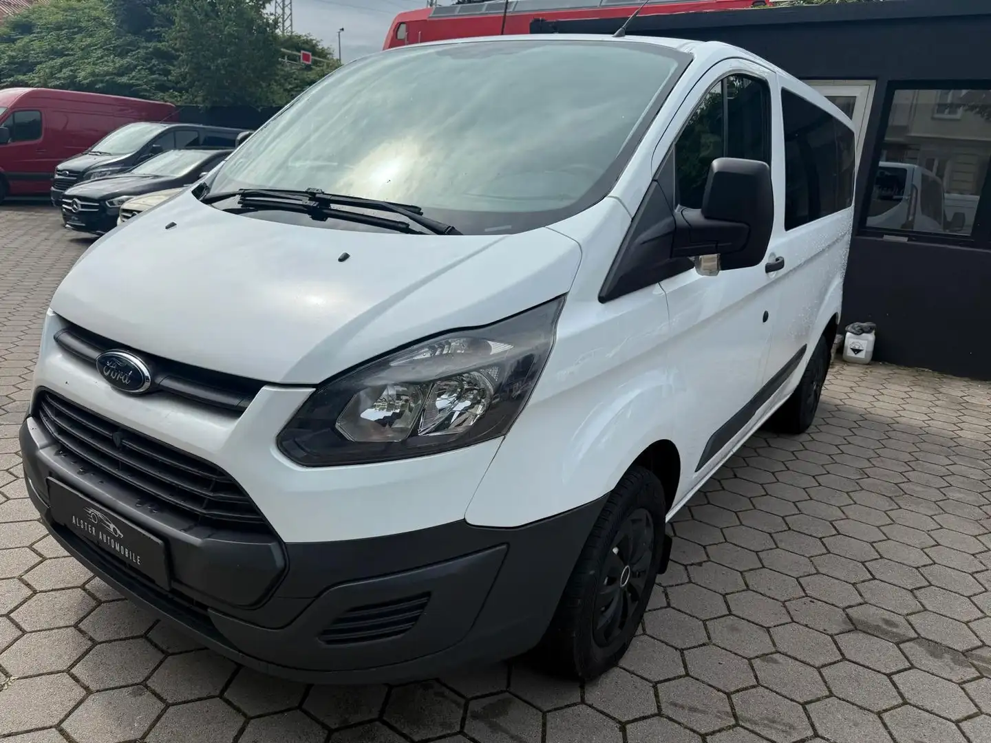 Ford Transit /Tourneo Custom Kombi 300 L1,  9sitzer Wit - 2