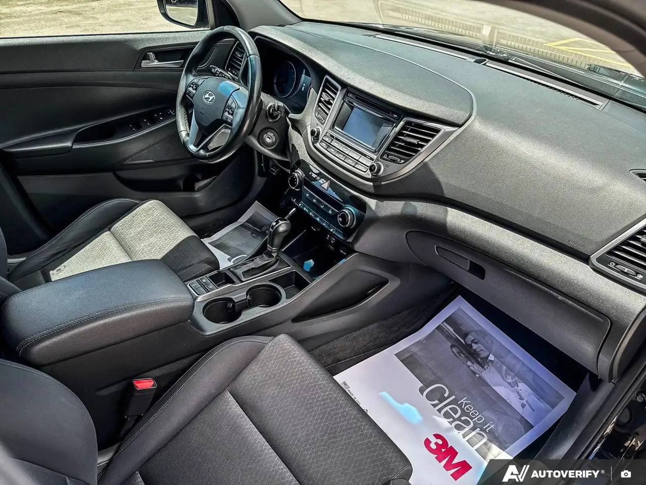 Hyundai TUCSON снимка Hyundai TUCSON