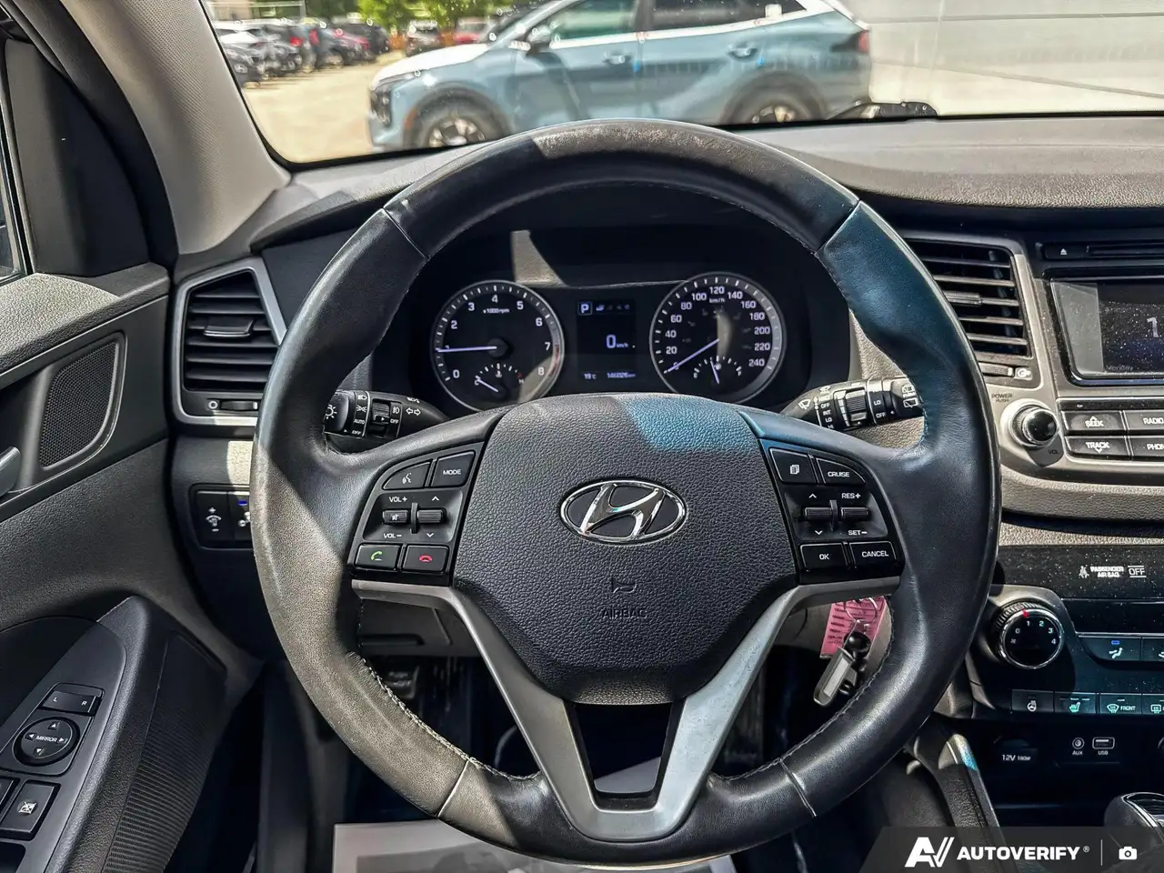 Hyundai TUCSON снимка Hyundai TUCSON