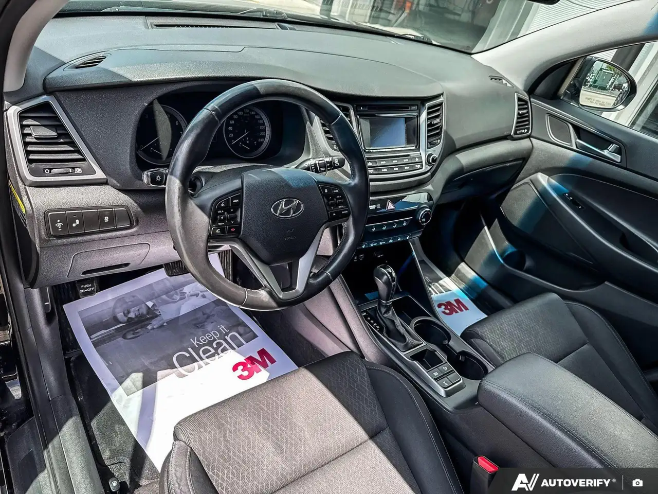 Hyundai TUCSON снимка Hyundai TUCSON