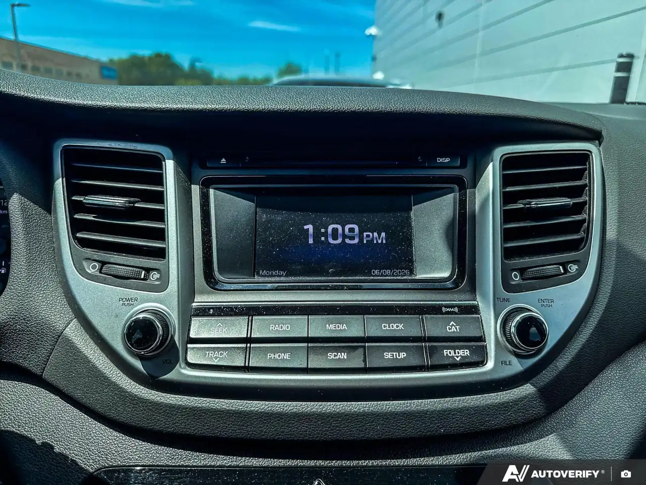Hyundai TUCSON снимка Hyundai TUCSON