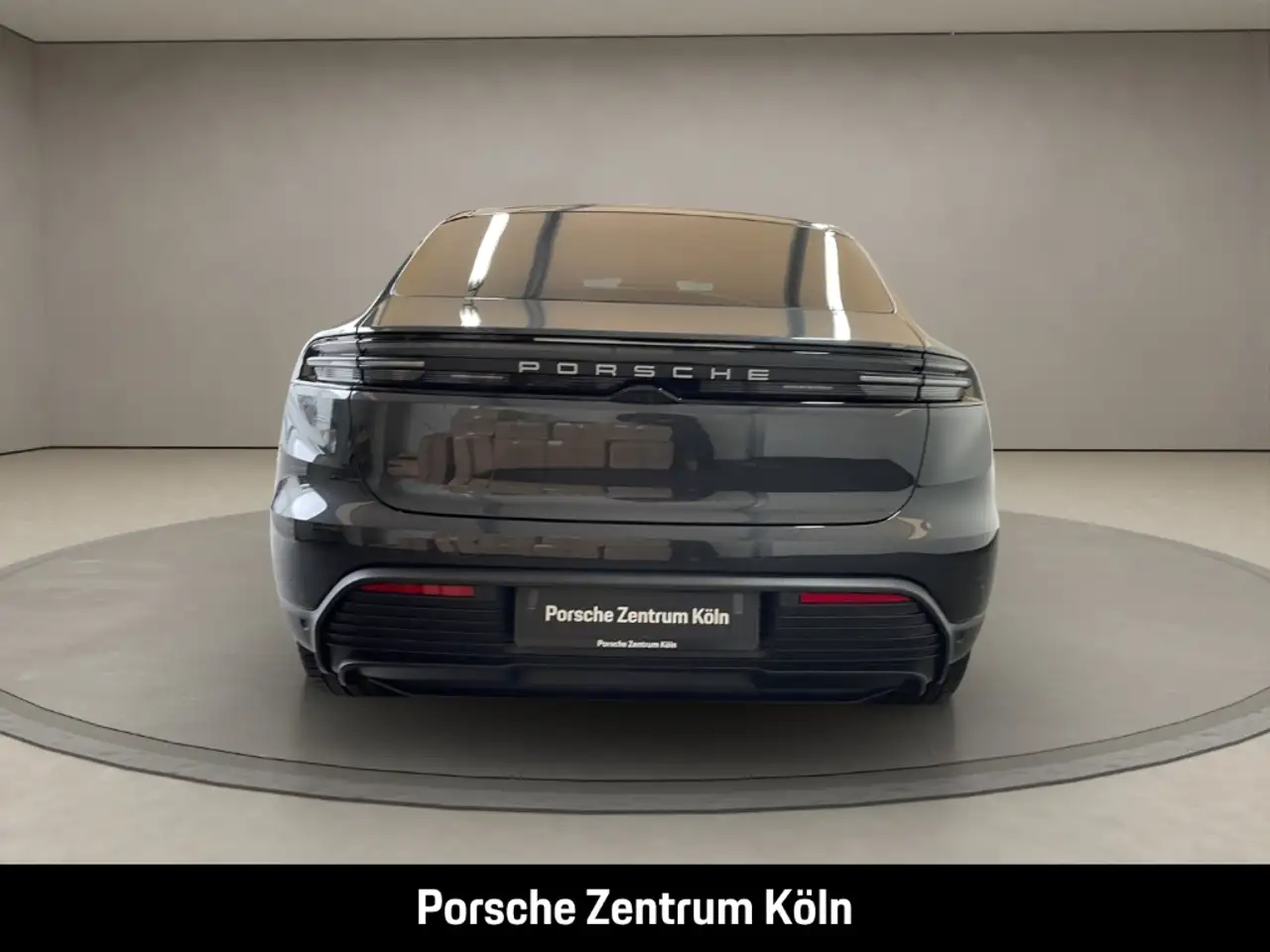 Porsche Macan BOSE Luftfederung 21-Zoll Rückfahrkamera 4