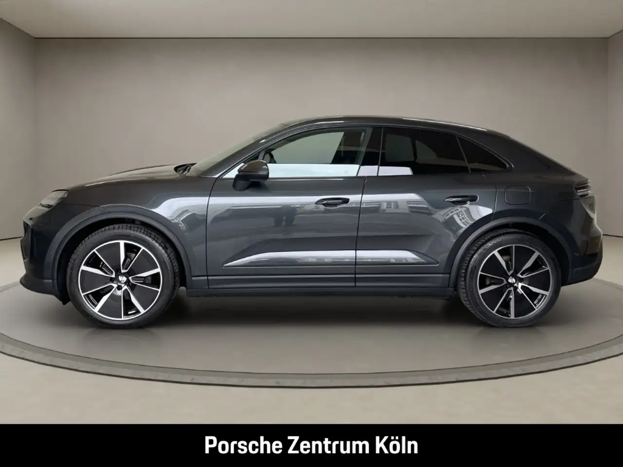 Porsche Macan BOSE Luftfederung 21-Zoll Rückfahrkamera 2