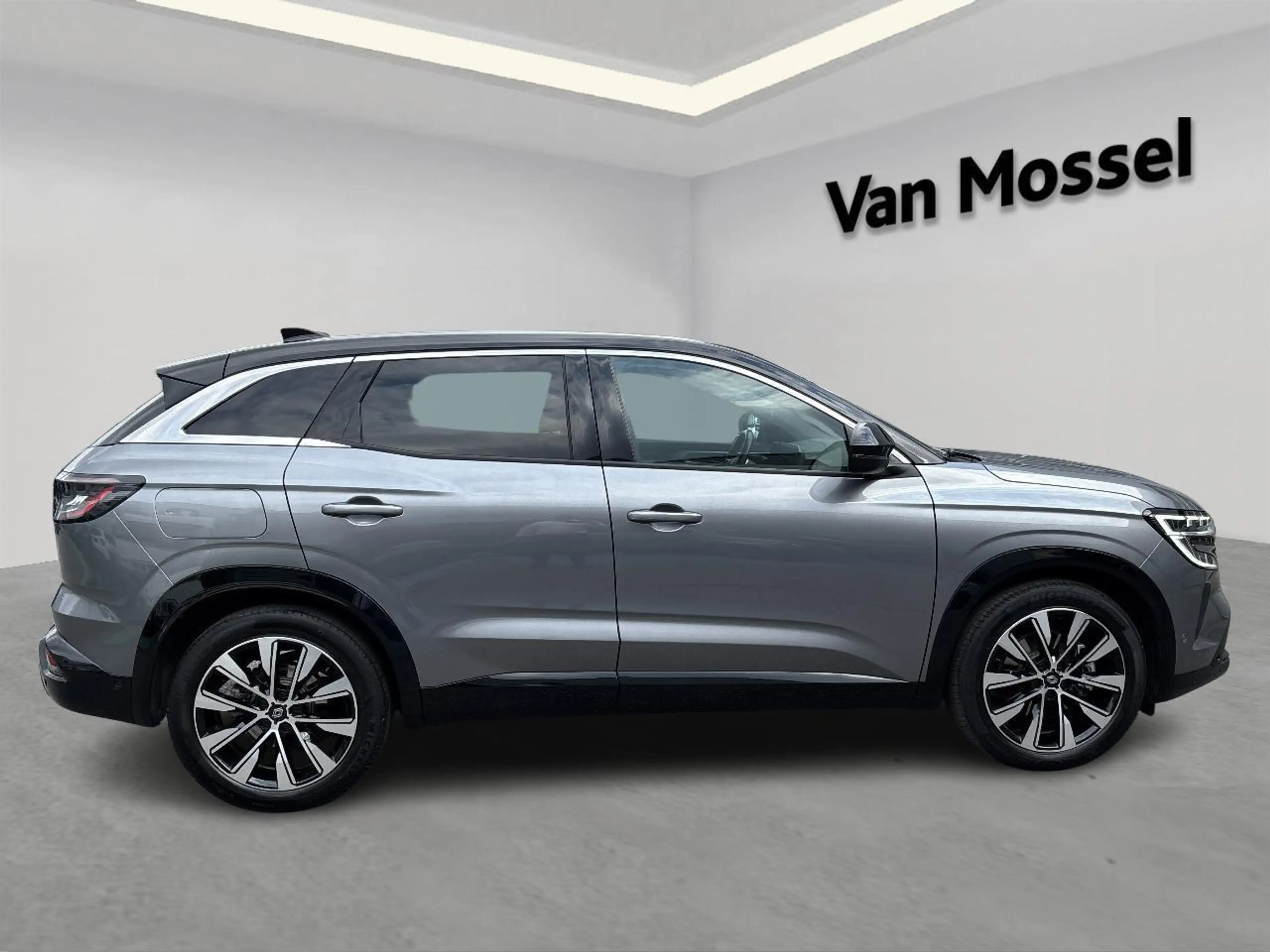 Renault Austral E-Tech Full hybrid 200 Evolution — photo 4