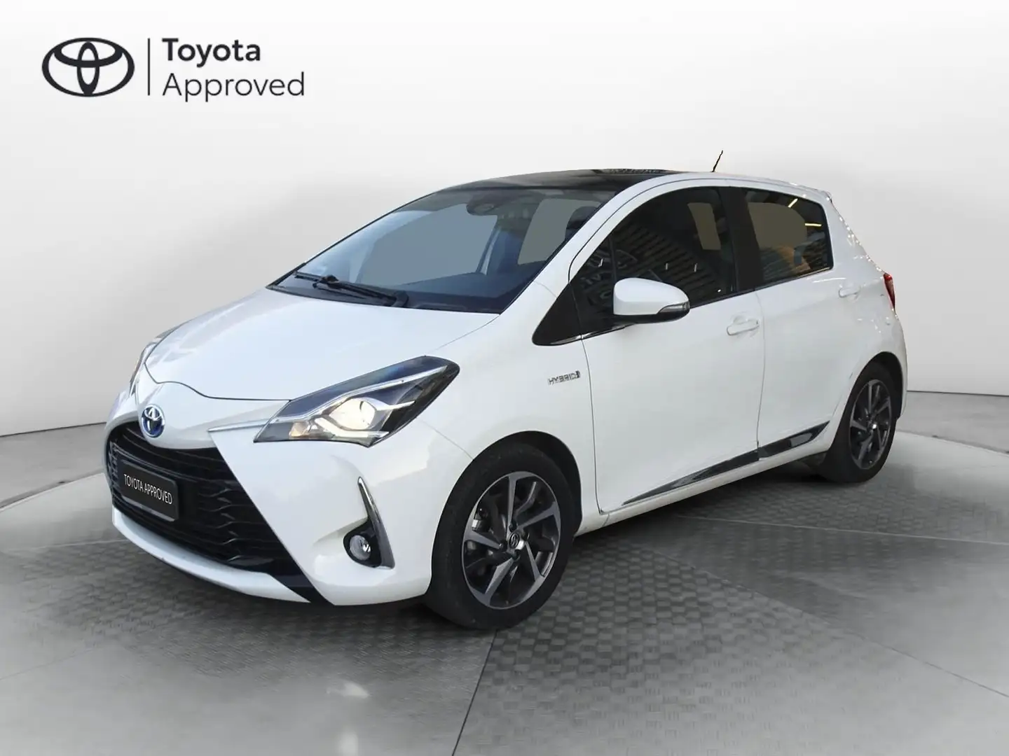 Toyota Yaris Yaris 1.5 Hybrid 5 porte Style Bianco - 1