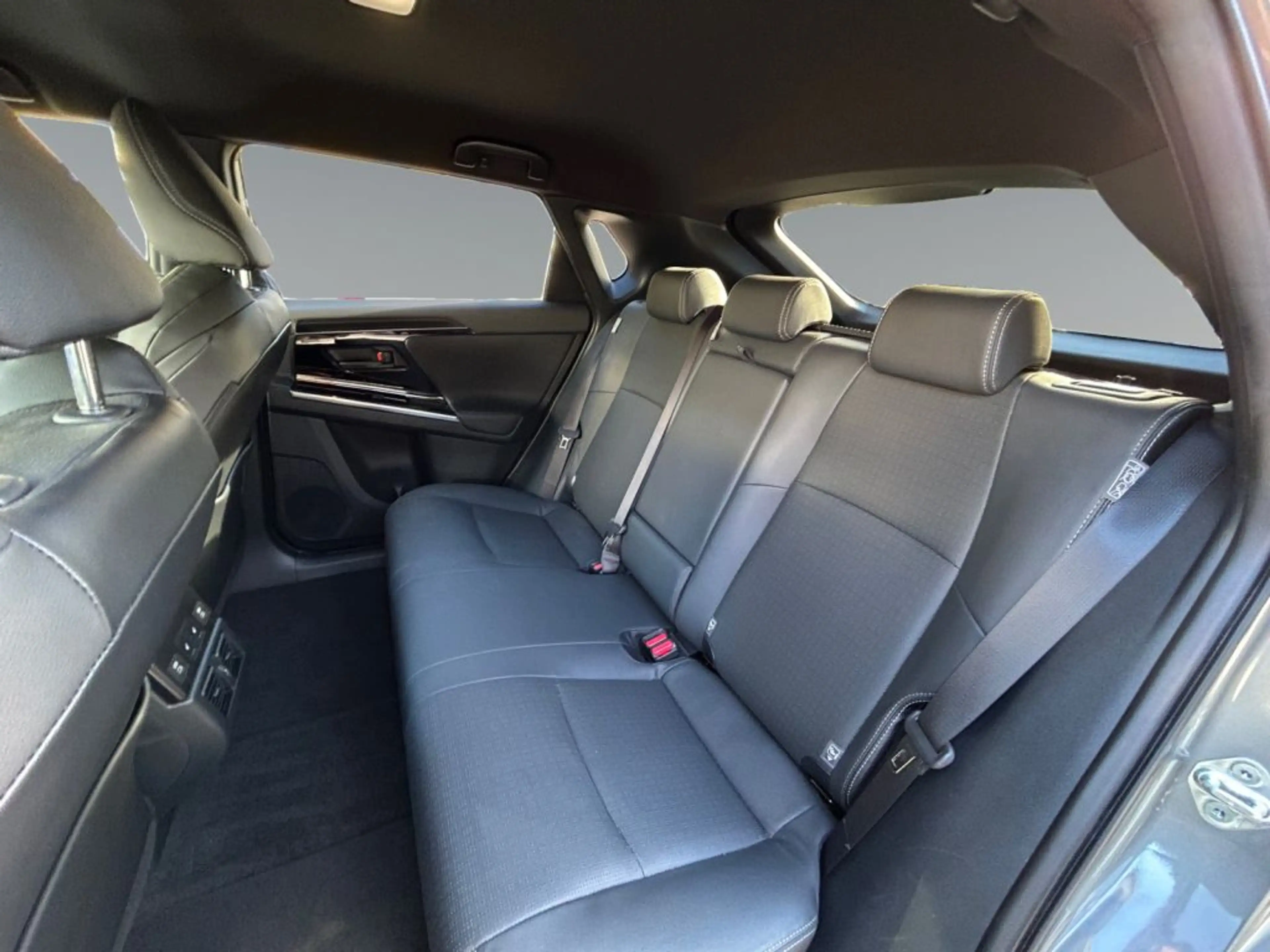Toyota bZ4X Comfort- und Technik-Paket — photo 13