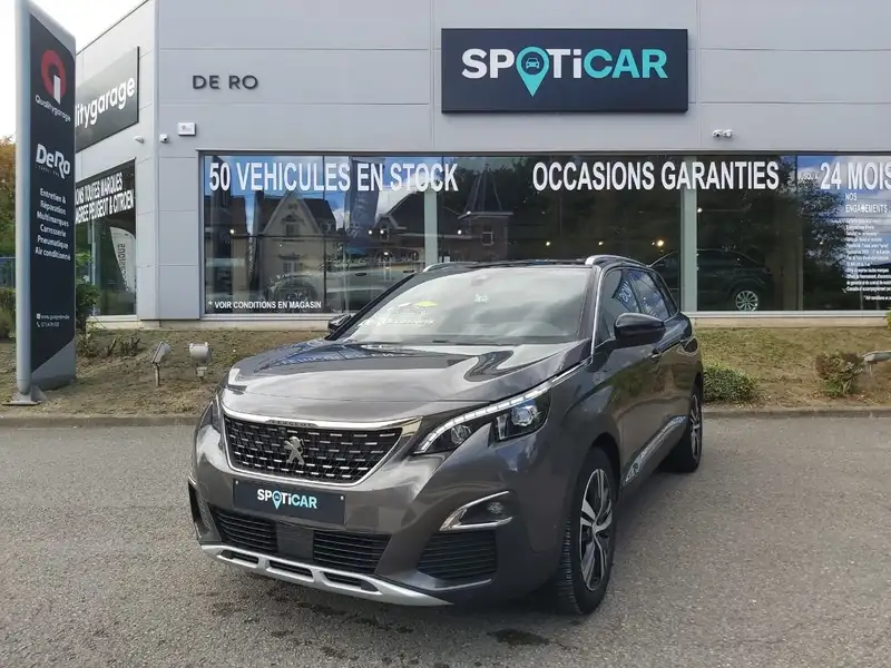 PEUGEOT 5008