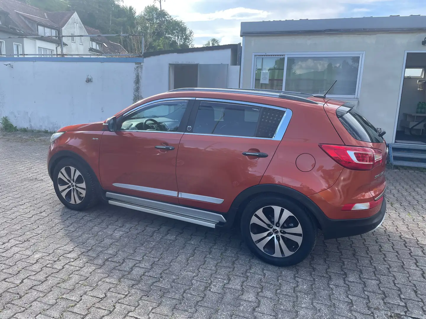 Kia Sportage Spirit 4WD,Tüv 03.2027,Automatik,Webasto. Orange - 2