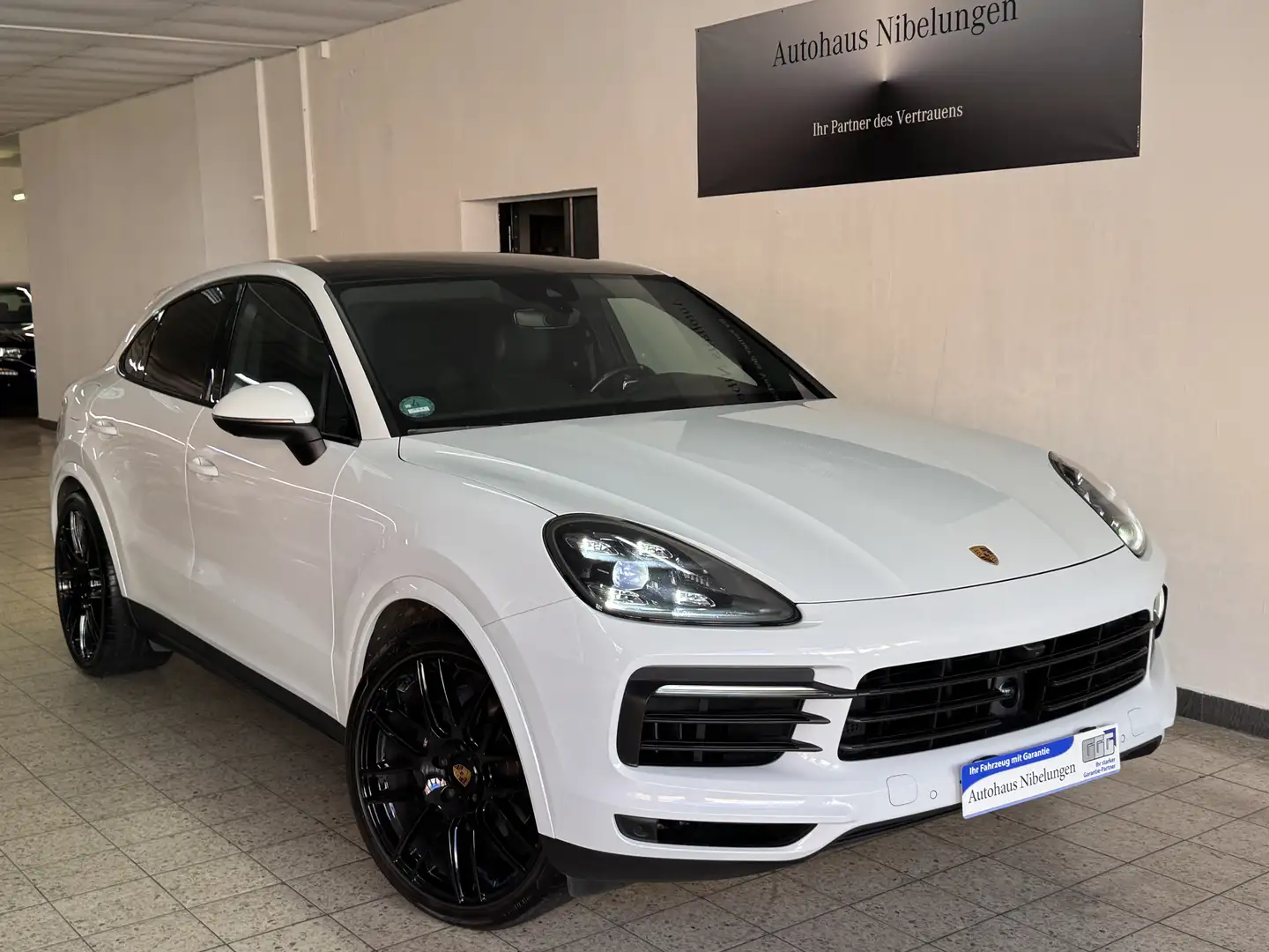 Porsche Cayenne Coupe*22 Zoll*Luftfed*AHK*MatrixLED*HUD*ACC*360Kam Weiß - 1
