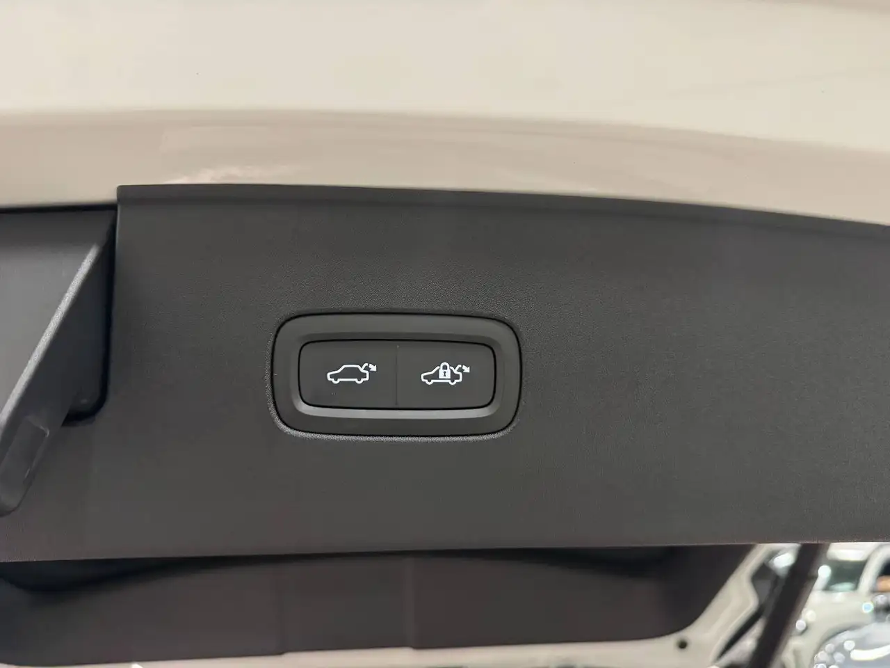 Volvo EX90 Ultra Performance actieradius 500km, миниатюра 20
