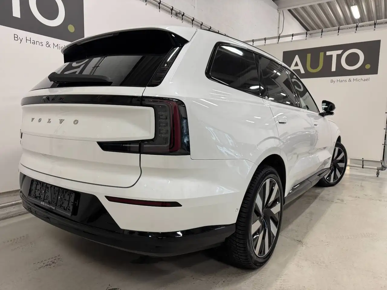 Volvo EX90 Ultra Performance actieradius 500km, миниатюра 24