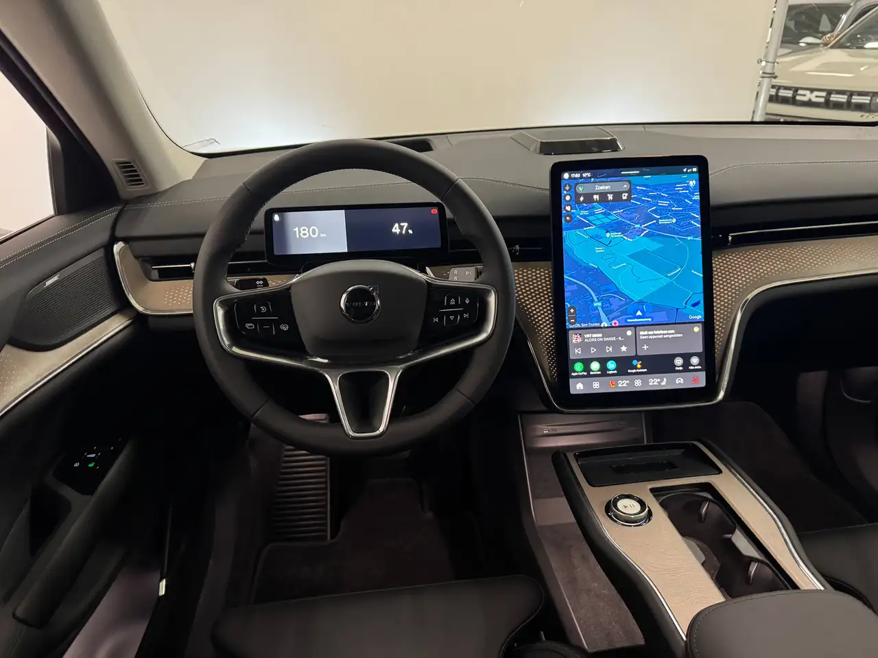 Volvo EX90 Ultra Performance actieradius 500km, миниатюра 4