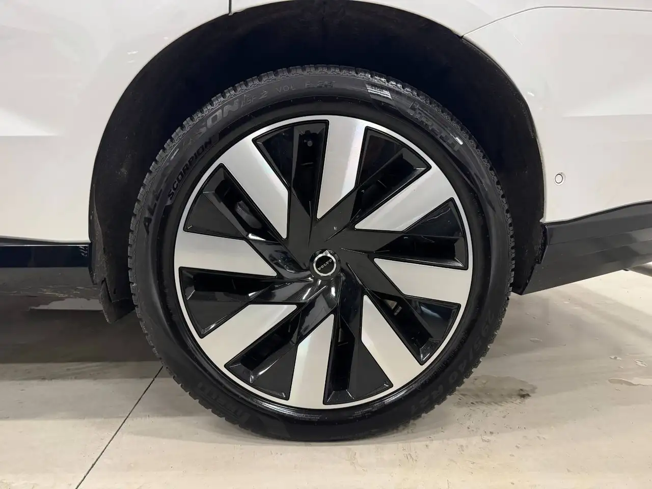 Volvo EX90 Ultra Performance actieradius 500km, миниатюра 23