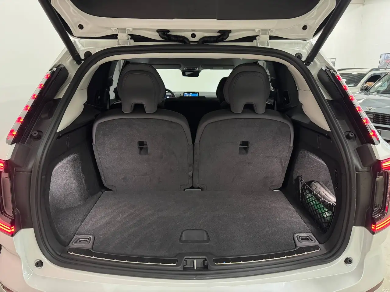 Volvo EX90 Ultra Performance actieradius 500km, миниатюра 19