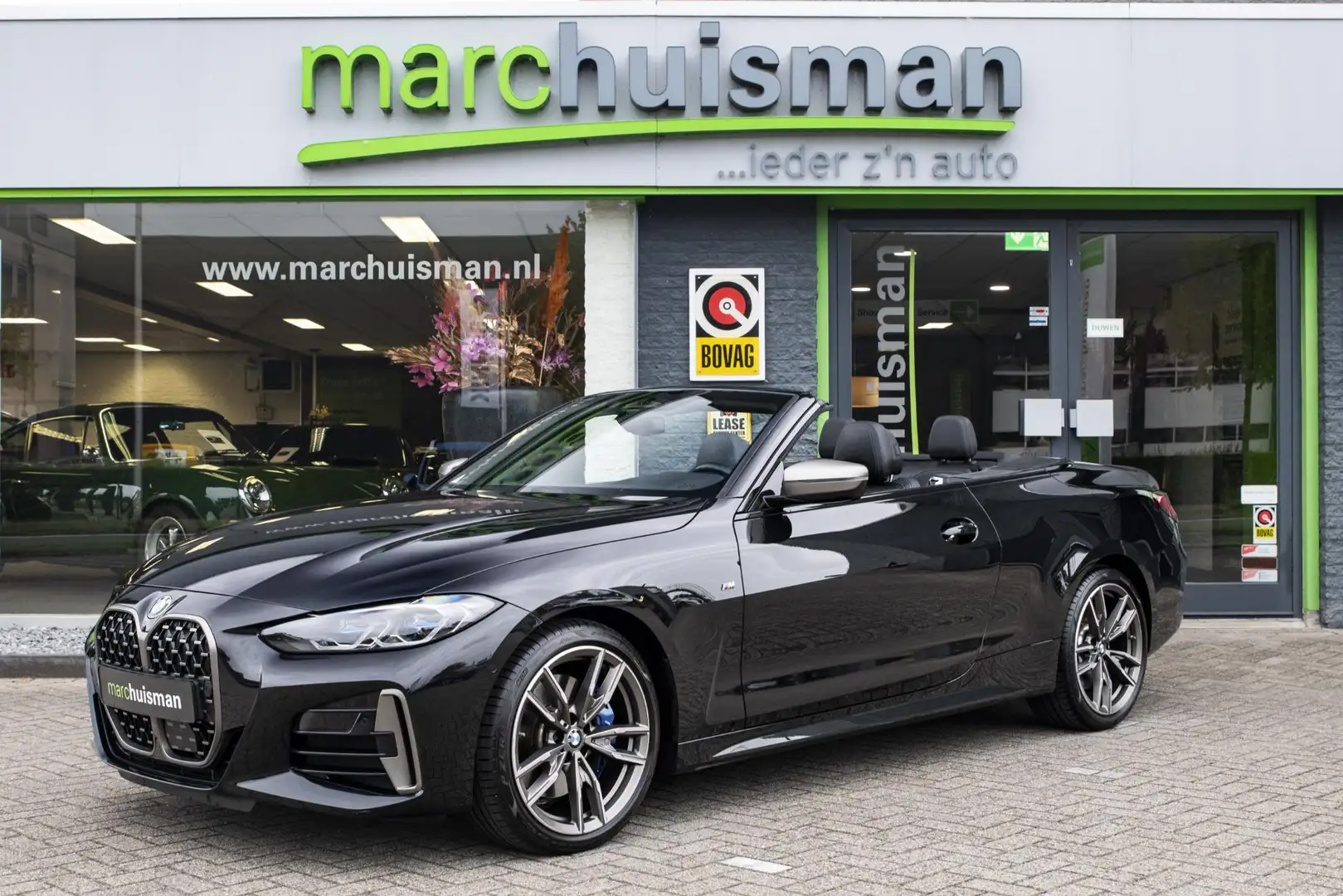 BMW 440 4-serie Cabrio M440i xDrive High Executive / HARMA Zwart - 1