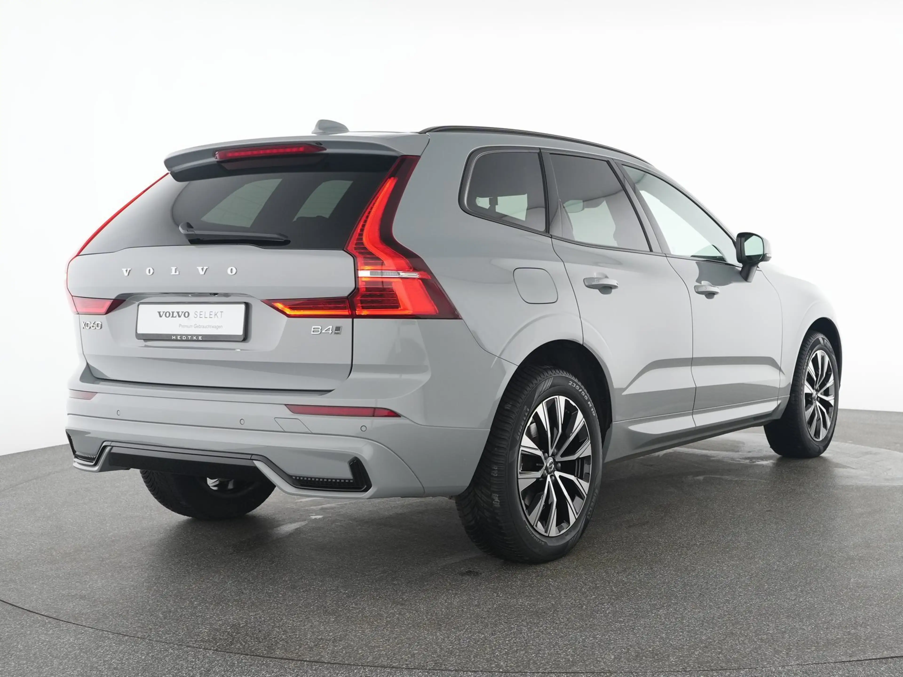 Volvo XC60 B4 AWD Plus Dark AHK*ALLWETTER*LED — photo 2