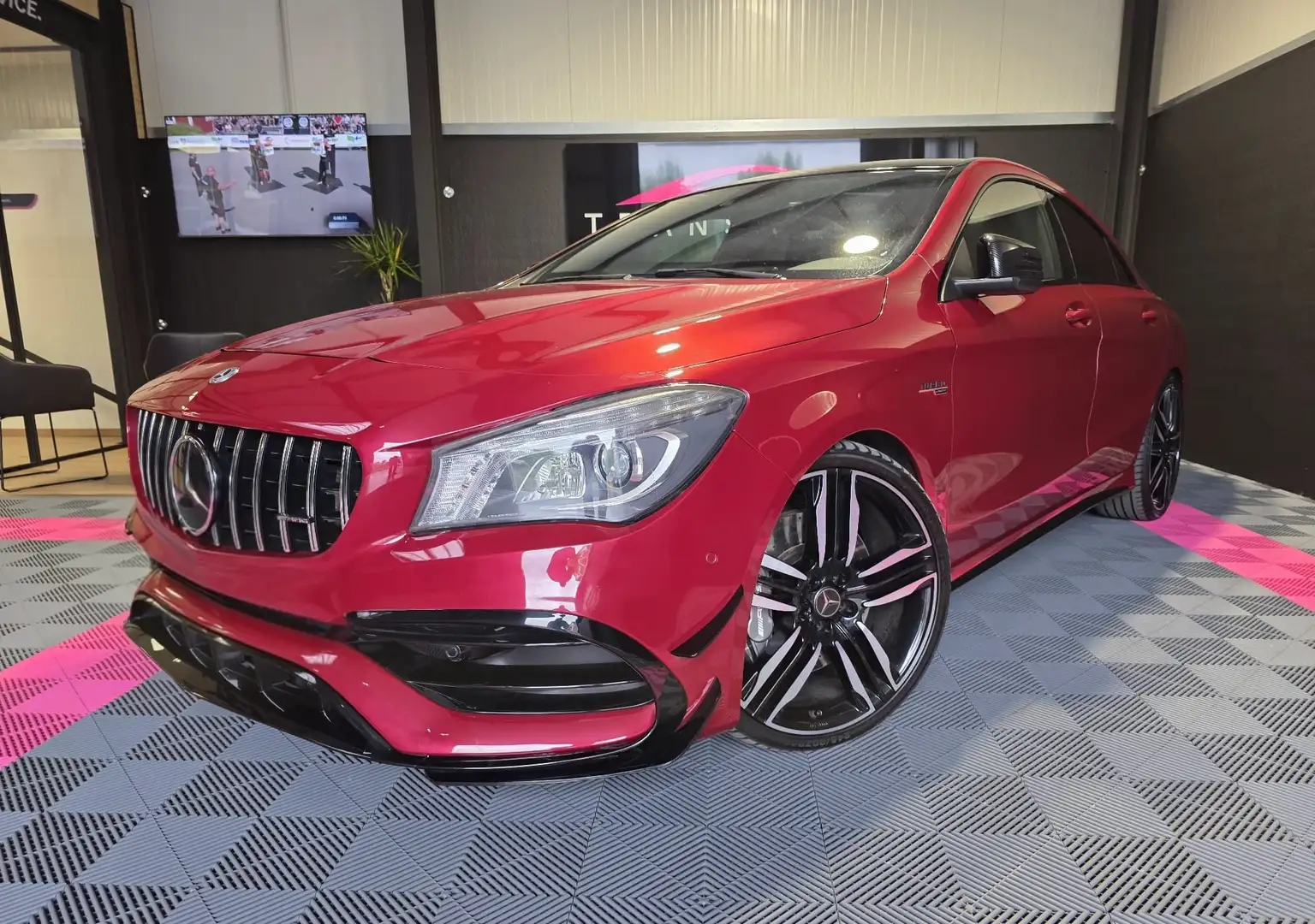 Mercedes-Benz CLA 45 AMG 4-Matic - Garantie 12 mois crvena - 2