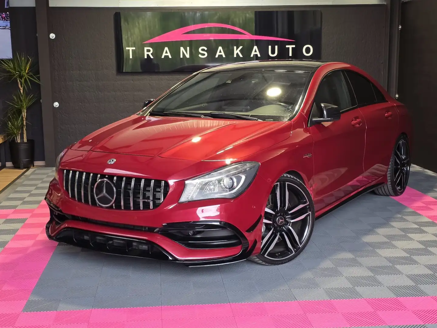 Mercedes-Benz CLA 45 AMG 4-Matic - Garantie 12 mois crvena - 1