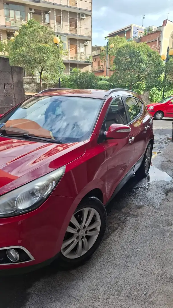 Hyundai iX35 1.7 crdi Style 2wd Rood - 2