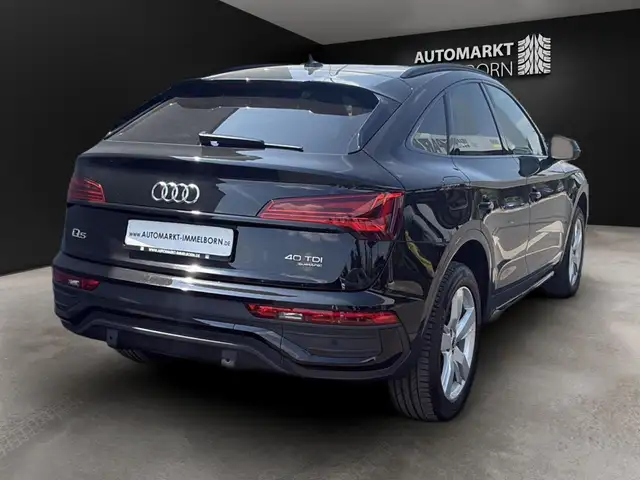 Audi Q5 view 11