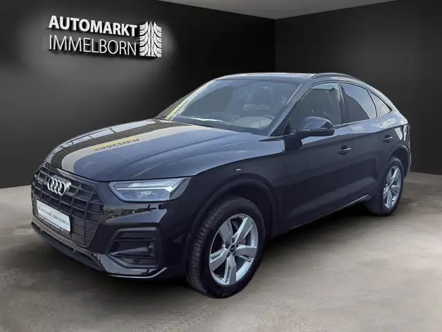 Audi Q5 view 4