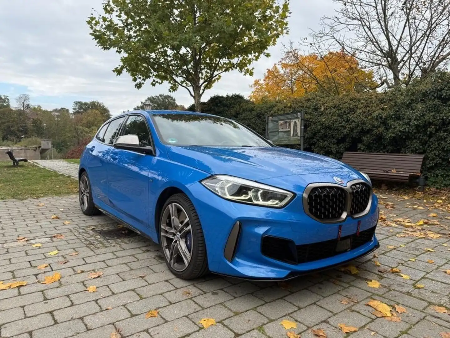 BMW 135 M135i xDrive HUD Pano Harman Kardon Azul - 1