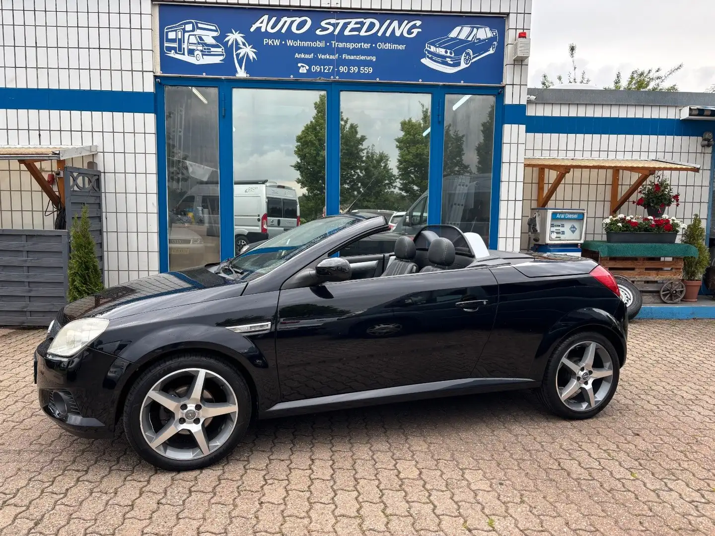 Opel Tigra - Leder / Sitzheizung -Klima - el. Verdeck Noir - 2